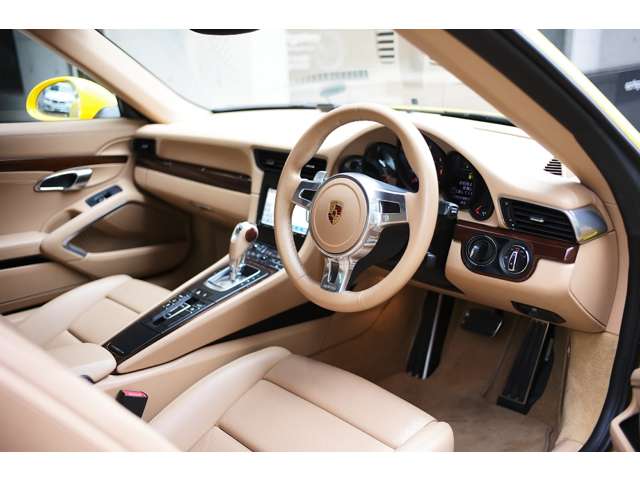 ポルシェ ９１１ タルガ４ ＰＤＫ H27年 (近畿) 99