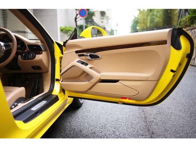 ポルシェ ９１１ タルガ４ ＰＤＫ H27年 (近畿) 99
