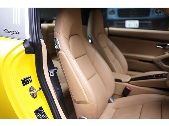 ポルシェ ９１１ タルガ４ ＰＤＫ H27年 (近畿) 99
