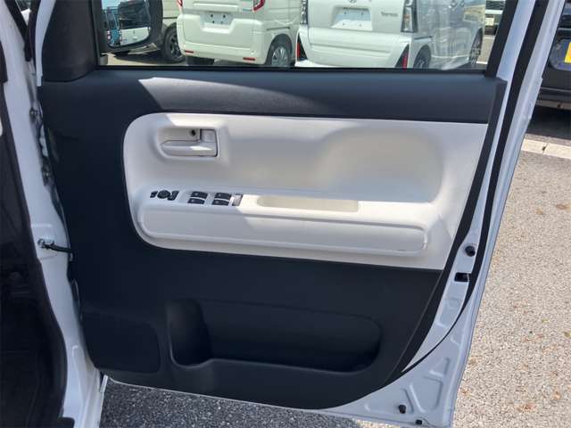 ダイハツ ムーヴ　キャンバス ６６０ ストライプス Ｘ R7年 (東海) 99
