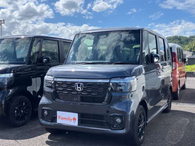 ホンダ Ｎ　ＢＯＸ カスタム ６６０ ブラック スタイル R8年 (東海) 99
