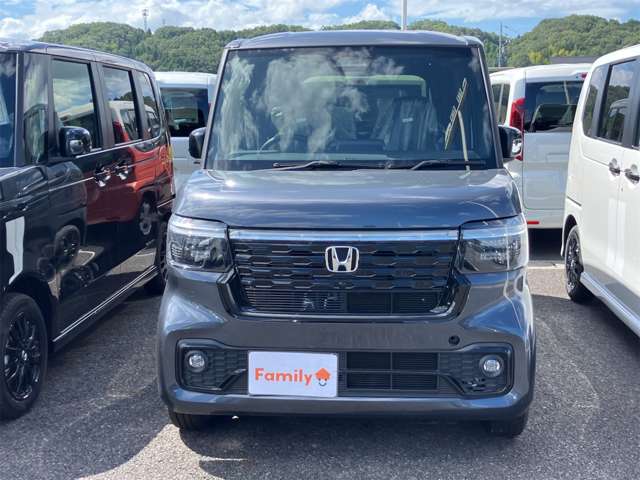 ホンダ Ｎ　ＢＯＸ カスタム ６６０ ブラック スタイル R8年 (東海) 99