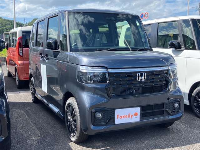 ホンダ Ｎ　ＢＯＸ カスタム ６６０ ブラック スタイル R8年 (東海) 99