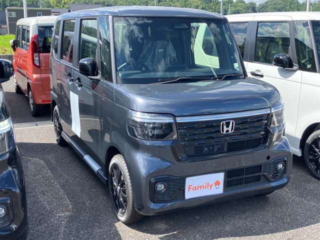 ホンダ Ｎ　ＢＯＸ カスタム ６６０ ブラック スタイル R8年 (東海) 99