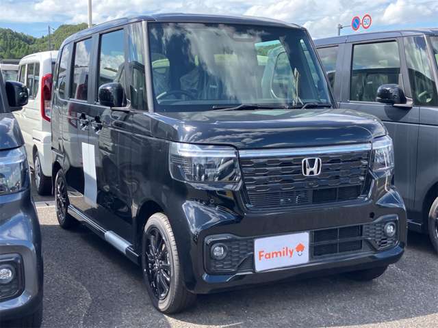 ホンダ Ｎ　ＢＯＸ カスタム ６６０ ブラック スタイル R8年 (東海) 99