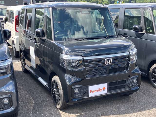 ホンダ Ｎ　ＢＯＸ カスタム ６６０ ブラック スタイル R8年 (東海) 99