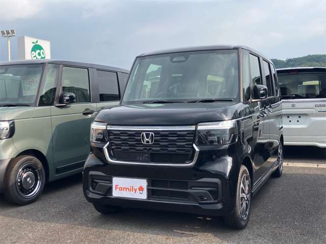 ホンダ Ｎ　ＢＯＸ カスタム ６６０ R8年 (東海) 99