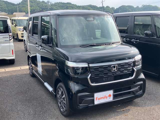 ホンダ Ｎ　ＢＯＸ カスタム ６６０ R8年 (東海) 99