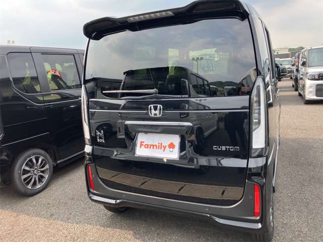 ホンダ Ｎ　ＢＯＸ カスタム ６６０ R8年 (東海) 99