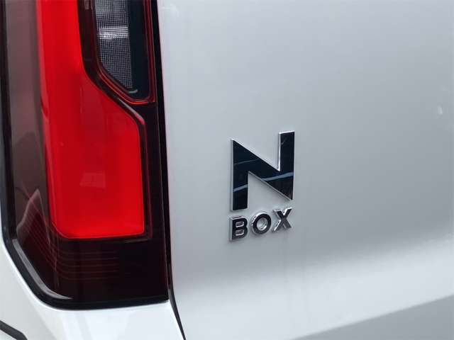 ホンダ Ｎ　ＢＯＸ ６６０ R8年 (東海) 99