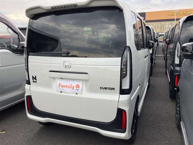 ホンダ Ｎ　ＢＯＸ カスタム ６６０ ブラック スタイル R8年 (東海) 99
