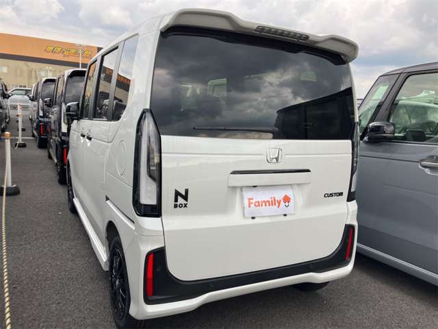 ホンダ Ｎ　ＢＯＸ カスタム ６６０ ブラック スタイル R8年 (東海) 99