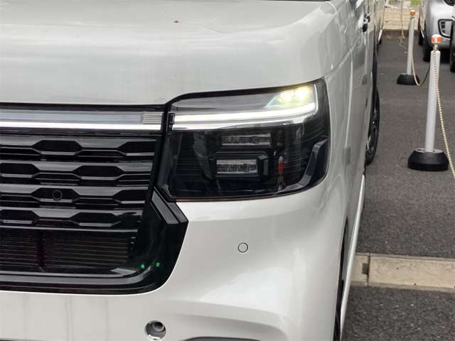 ホンダ Ｎ　ＢＯＸ カスタム ６６０ ブラック スタイル R8年 (東海) 99