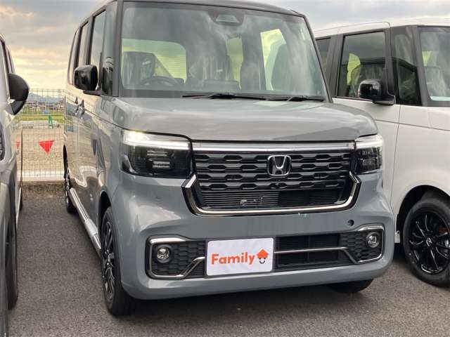 ホンダ Ｎ　ＢＯＸ カスタム ６６０ コーディネートスタイル ２トーン R8年 (東海) 99