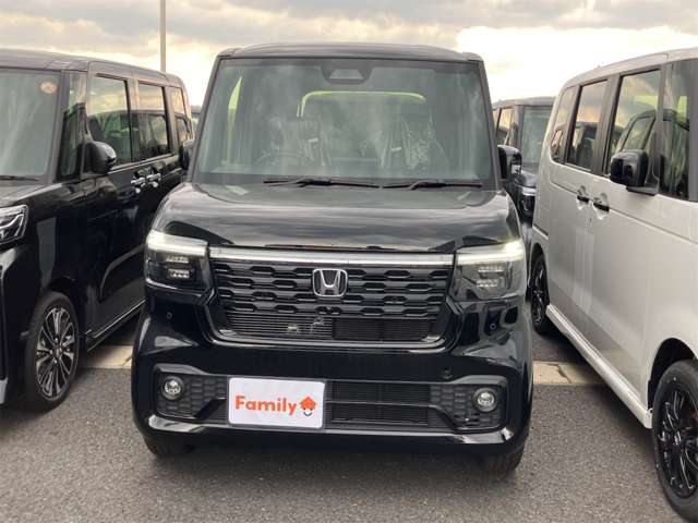 ホンダ Ｎ　ＢＯＸ カスタム ６６０ ブラック スタイル R8年 (東海) 99