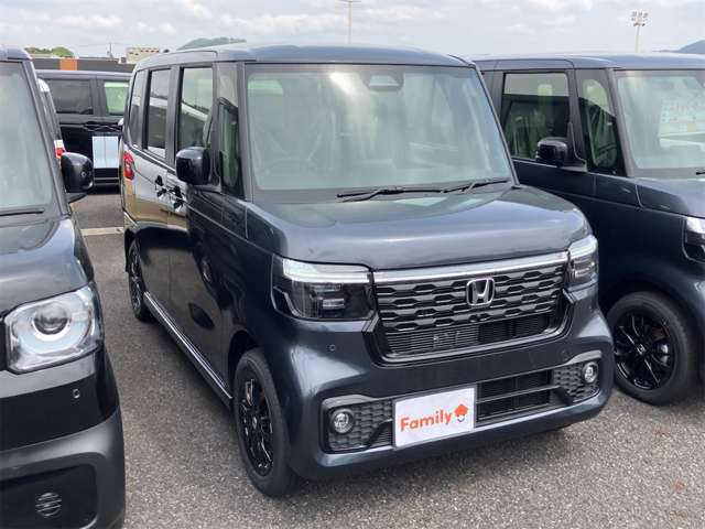ホンダ Ｎ　ＢＯＸ カスタム ６６０ ブラック スタイル R8年 (東海) 99