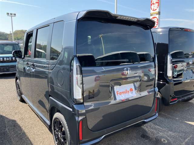 ホンダ Ｎ　ＢＯＸ カスタム ６６０ ブラック スタイル R8年 (東海) 99