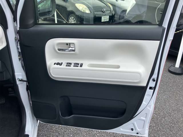 ダイハツ ムーヴ　キャンバス ６６０ ストライプス Ｇ R7年 (東海) 99