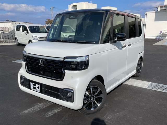 ホンダ Ｎ　ＢＯＸ カスタム ６６０ コーディネートスタイル ２トーン R7年 (九州・沖縄) 99