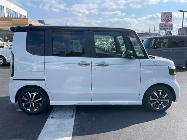 ホンダ Ｎ　ＢＯＸ カスタム ６６０ コーディネートスタイル ２トーン R7年 (九州・沖縄) 99