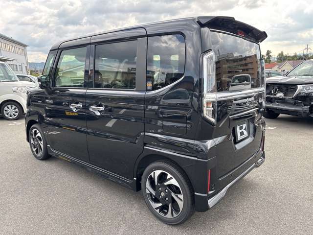 スズキ スペーシア　ギア ６６０ カスタム ハイブリッド ＸＳターボ R7年 (九州・沖縄) 99