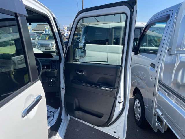 ダイハツ タント ６６０ カスタム ＲＳ R5年 (関東) 99