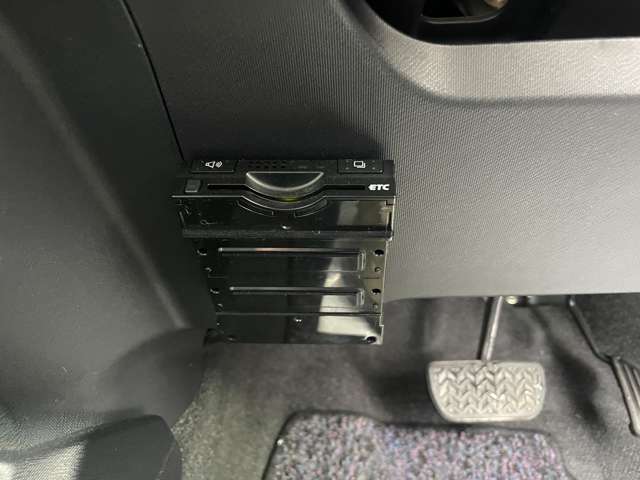 トヨタ アクア １．５ Ｓ H25年 (関東) 99