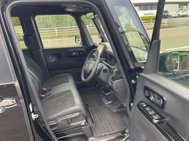 ホンダ Ｎ　ＢＯＸ カスタム ６６０ ターボ R5年 (関東) 99