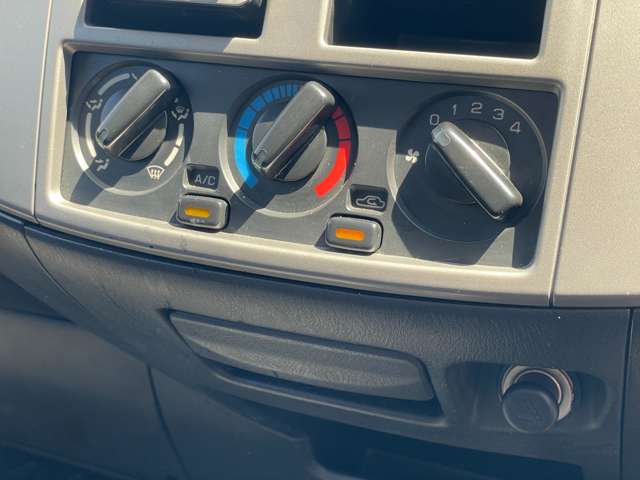 日産 キャラバンバン 中温冷蔵車－５℃設定 H23年 (関東) 99