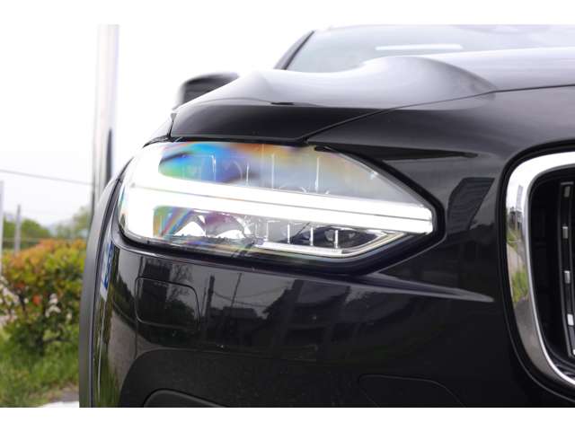 ボルボ Ｖ９０クロスカントリー Ｂ６ ＡＷＤ プロ ４ＷＤ R3年 (東海) 99
