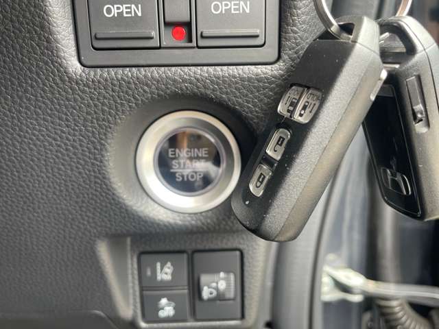 ホンダ Ｎ　ＢＯＸ カスタム ６６０ Ｌ スロープ R4年 (関東) 99
