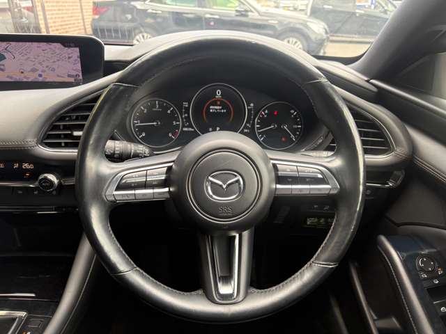 マツダ ＭＡＺＤＡ３　ファストバック １．８ ＸＤ Ｌパッケージ ディーゼルターボ R1年 (九州・沖縄) 99