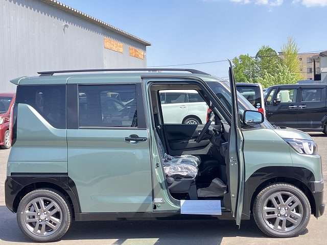 三菱 デリカ　ミニ ６６０ Ｇ プレミアム リミテッド エディション ４ＷＤ R7年 (北海道) 99