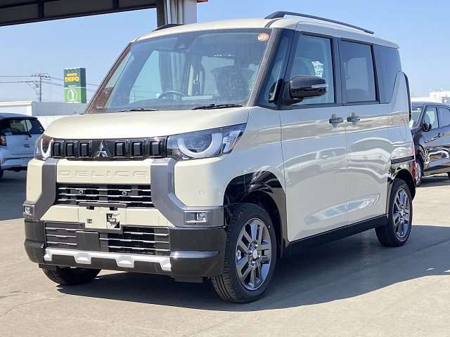 三菱 デリカ　ミニ ６６０ Ｇ プレミアム リミテッド エディション ４ＷＤ R7年 (北海道) 99