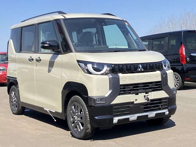 三菱 デリカ　ミニ ６６０ Ｇ プレミアム リミテッド エディション ４ＷＤ R7年 (北海道) 99