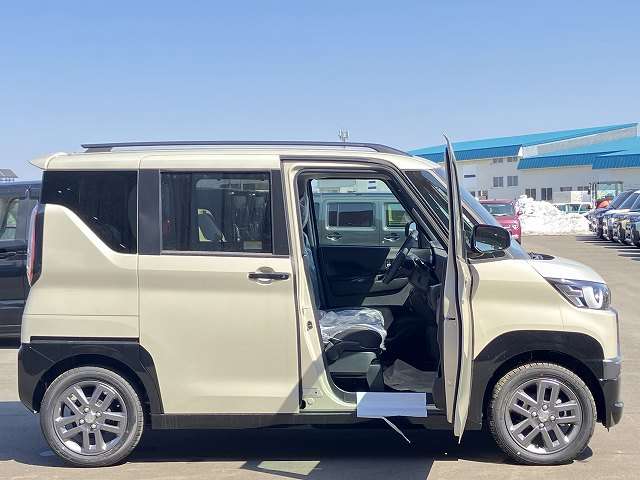 三菱 デリカ　ミニ ６６０ Ｇ プレミアム リミテッド エディション ４ＷＤ R7年 (北海道) 99