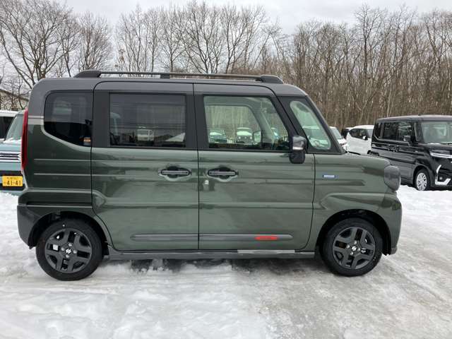 スズキ スペーシア ６６０ ギア ハイブリッド ＸＺ ４ＷＤ R6年 (北海道) 99
