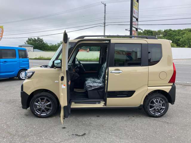 ダイハツ タント ６６０ ファンクロス ４ＷＤ R6年 (北海道) 99