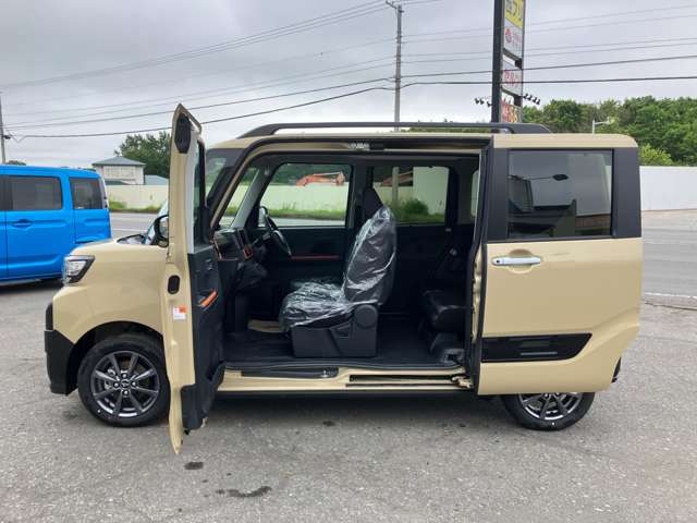 ダイハツ タント ６６０ ファンクロス ４ＷＤ R6年 (北海道) 99