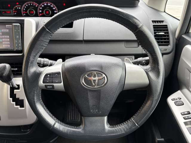 トヨタ ノア ２．０ ＳＩ H23年 (近畿) 99