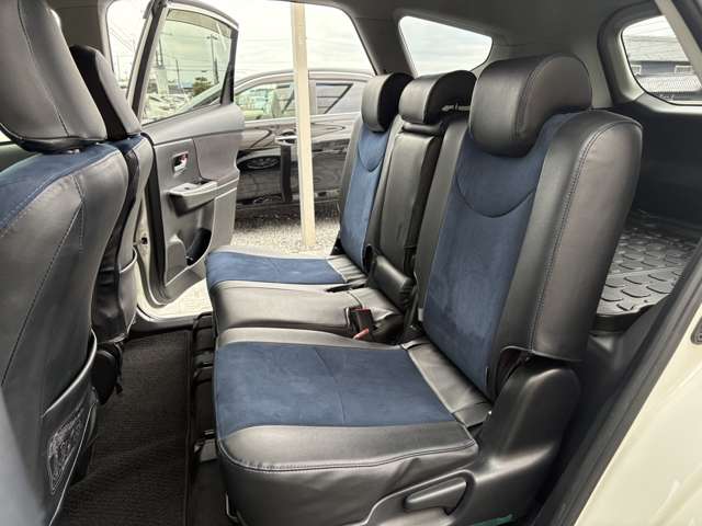 トヨタ プリウスΑ １．８ Ｓ R1年 (近畿) 99