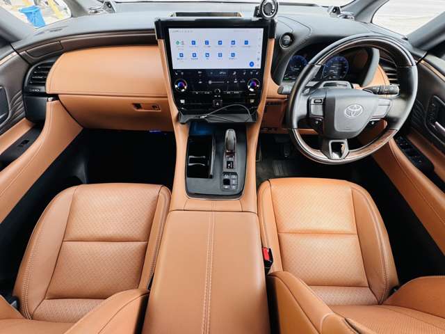 トヨタ ヴェルファイア　ハイブリッド ハイブリッド ２．５ Ｚプレミア Ｅ－ＦＯＵＲ ４ＷＤ R7年 (近畿) 99