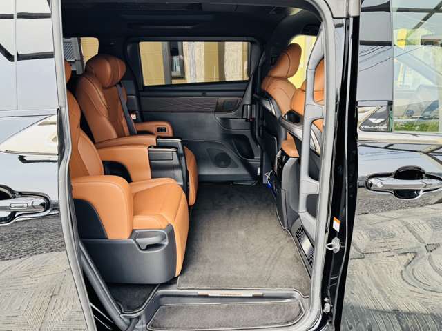 トヨタ ヴェルファイア　ハイブリッド ハイブリッド ２．５ Ｚプレミア Ｅ－ＦＯＵＲ ４ＷＤ R7年 (近畿) 99