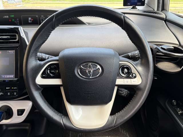 トヨタ プリウス １．８ Ｓ ツーリングセレクション H29年 (近畿) 99