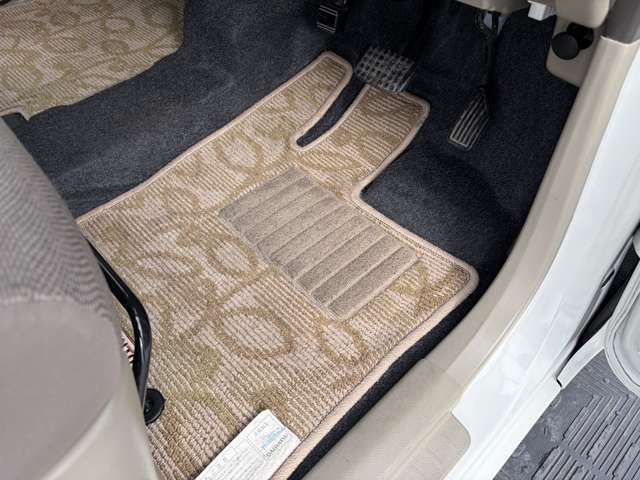 ダイハツ タント ６６０ Ｘ H23年 (近畿) 99