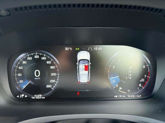 ボルボ Ｖ６０ Ｔ５　モメンタム R1年 (関東) 99