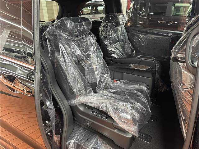 ホンダ オデッセイ Ｅ：ＨＥＶ ＡＢＳＯＬＵＴＥＥＸ ＢＬＡＣＫ ＥＤＩＴＩＯＮ R7年 (九州・沖縄) 99