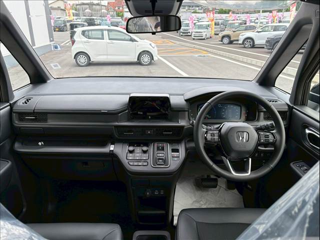 ホンダ ステップワゴン Ｅ：ＨＥＶ ＳＰＡＤＡ ７人乗リ R8年 (九州・沖縄) 99