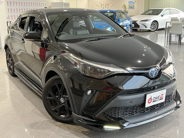 トヨタ Ｃ−ＨＲ ハイブリッド １．８ Ｇ モード ネロ セーフティ プラスＩＩ R3年 (近畿) 99