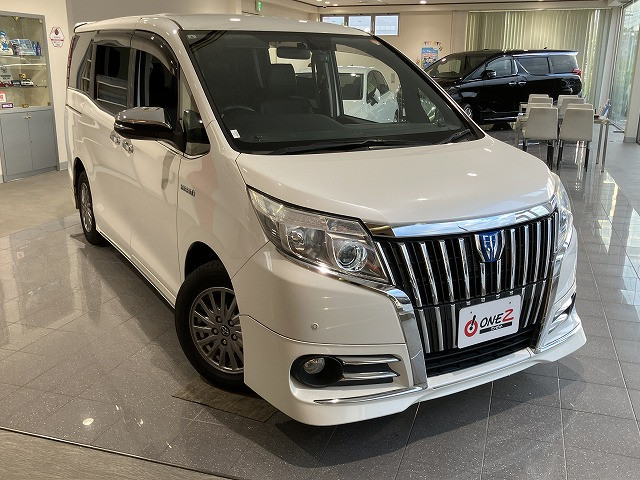 トヨタ エスクァイア　ハイブリッド １．８ ハイブリッド ＧＩ H27年 (近畿) 99